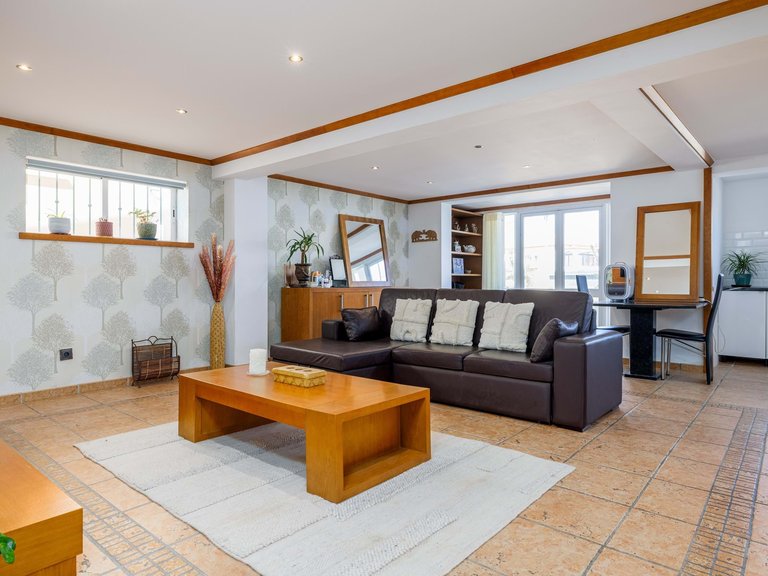 Villa for Sale in Albufeira, Algarve, Portugal 46