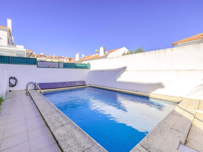 Villa for Sale in Sintra, Lisbon, Portugal 12