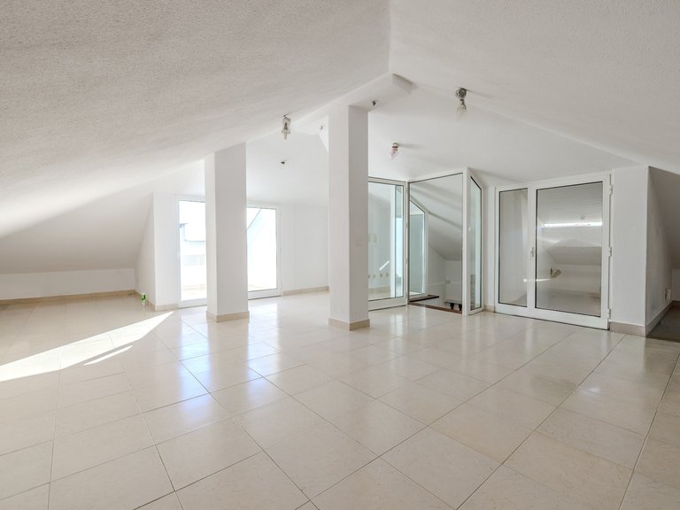 Villa for Sale in Sintra, Lisbon, Portugal 15