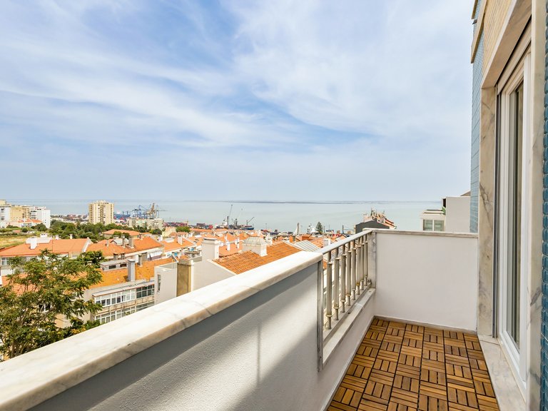 Apartment for Sale in Lisboa, Lisbon, Portugal 1