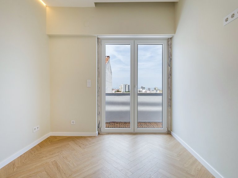 Apartment for Sale in Lisboa, Lisbon, Portugal 7