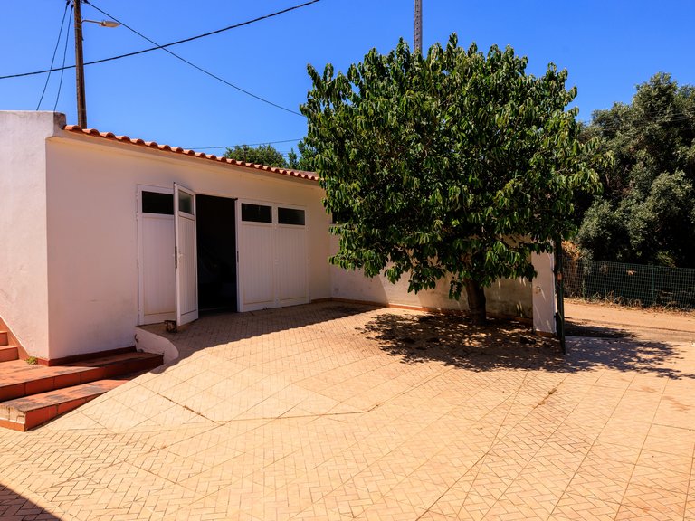 Villa for Sale in Silves, Algarve, Portugal 15
