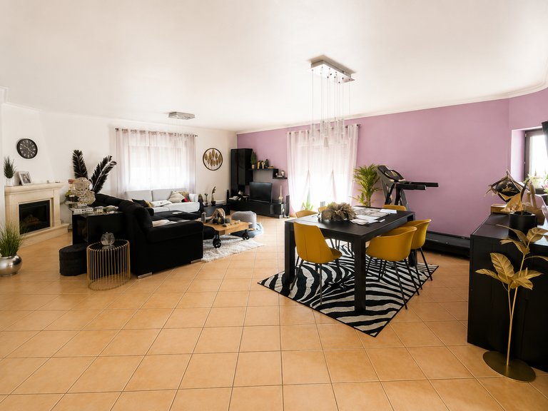 Apartment for Sale in Leiria, Leiria, Portugal 12