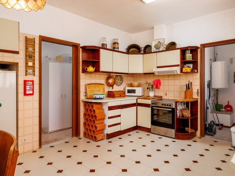 Villa for Sale in Portimão, Algarve, Portugal 25
