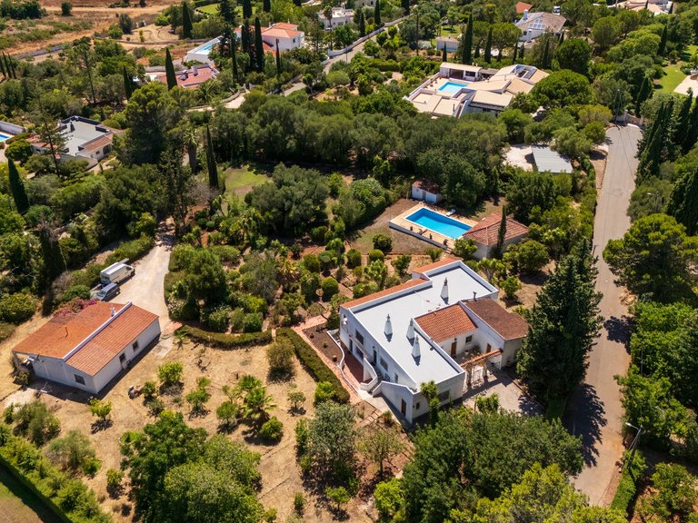Villa for Sale in Portimão, Algarve, Portugal 5