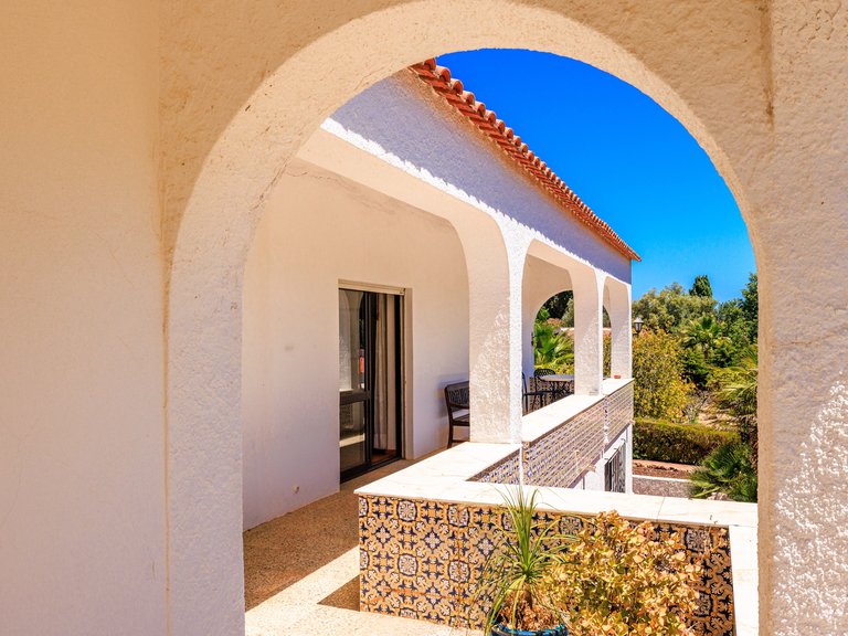 Villa for Sale in Portimão, Algarve, Portugal 14