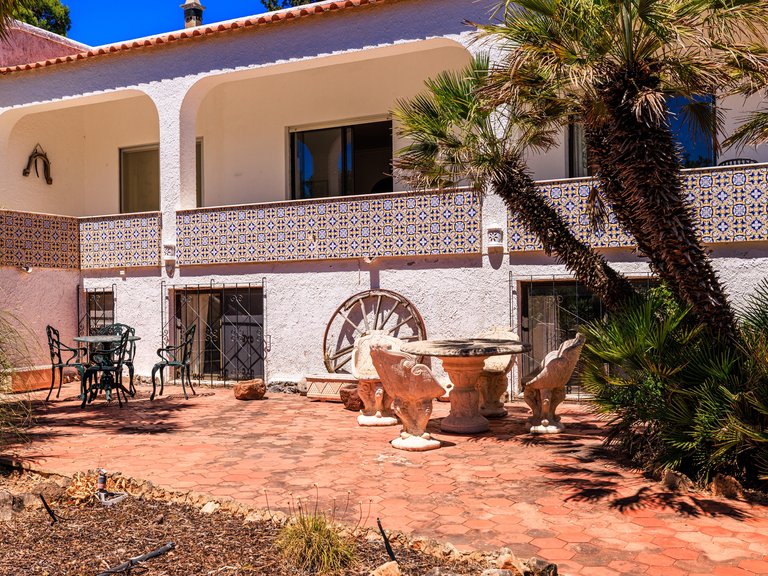 Villa for Sale in Portimão, Algarve, Portugal 12