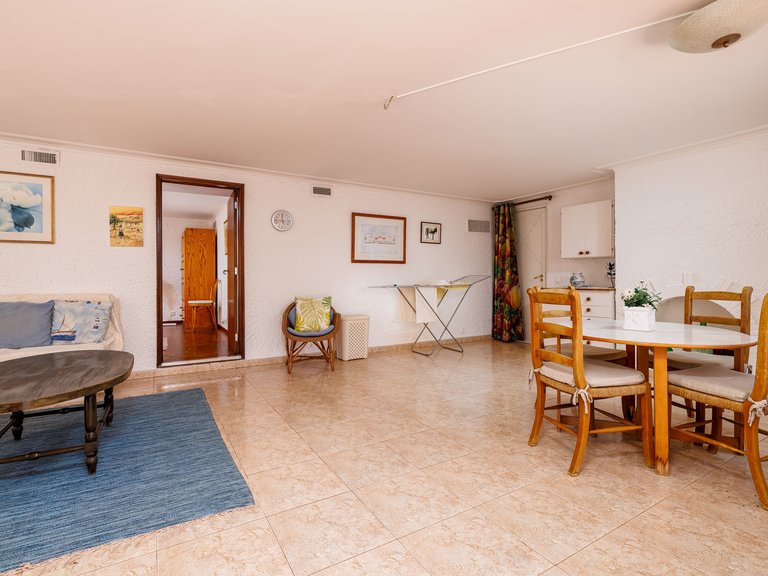 Villa for Sale in Portimão, Algarve, Portugal 36