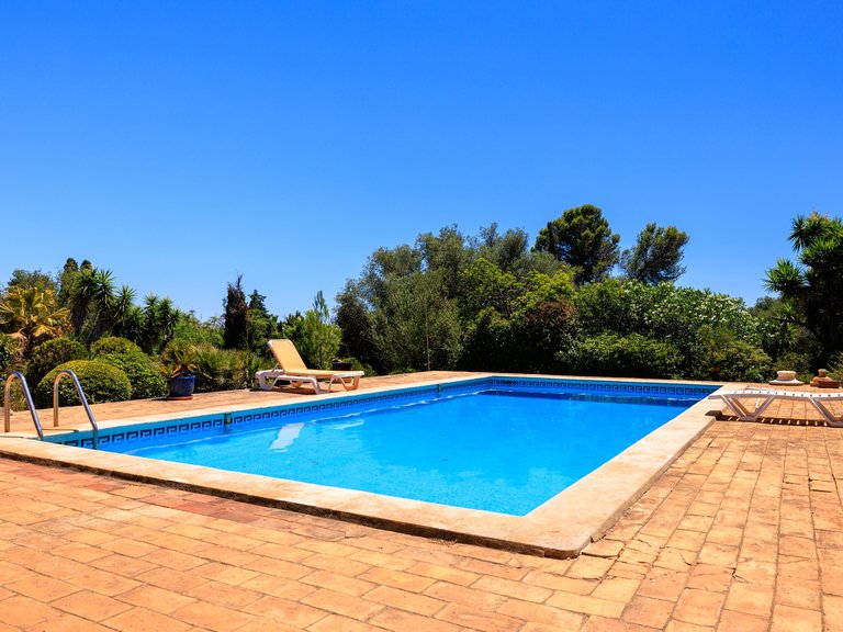 Villa for Sale in Portimão, Algarve, Portugal 11