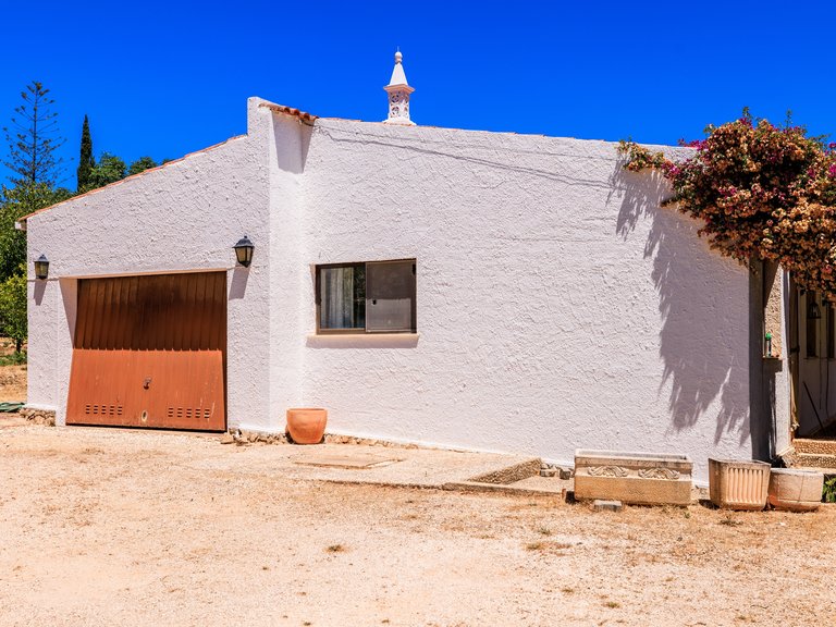 Villa for Sale in Portimão, Algarve, Portugal 43