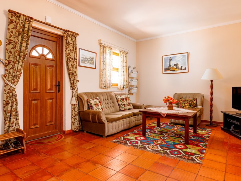 Villa for Sale in Portimão, Algarve, Portugal 19