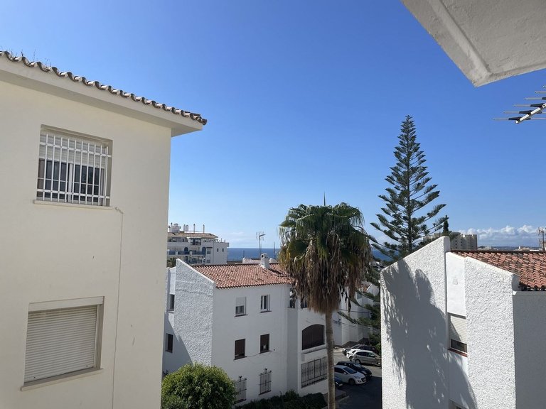 Wohnung zu verkaufen in Estepona, Malaga 2