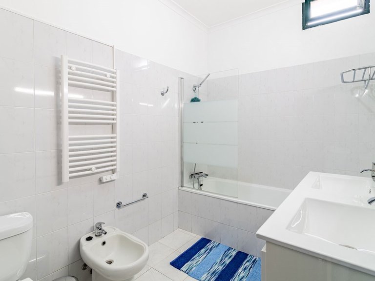 Villa for Sale in Santa Cruz, Ilha Da Madeira, Portugal 12