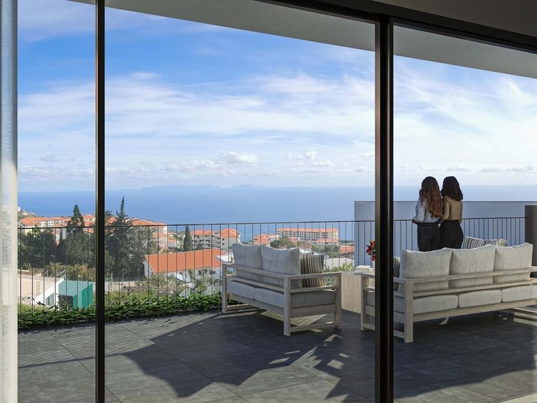Villa for Sale in Santa Cruz, Ilha Da Madeira, Portugal 5