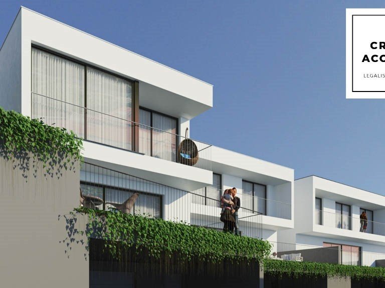 Villa for Sale in Santa Cruz, Ilha Da Madeira, Portugal 1