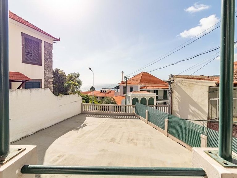 Villa for Sale in Funchal, Ilha Da Madeira, Portugal 40