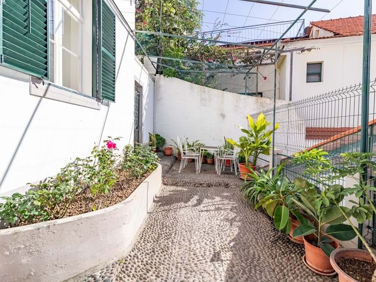 Villa for Sale in Funchal, Ilha Da Madeira, Portugal 36