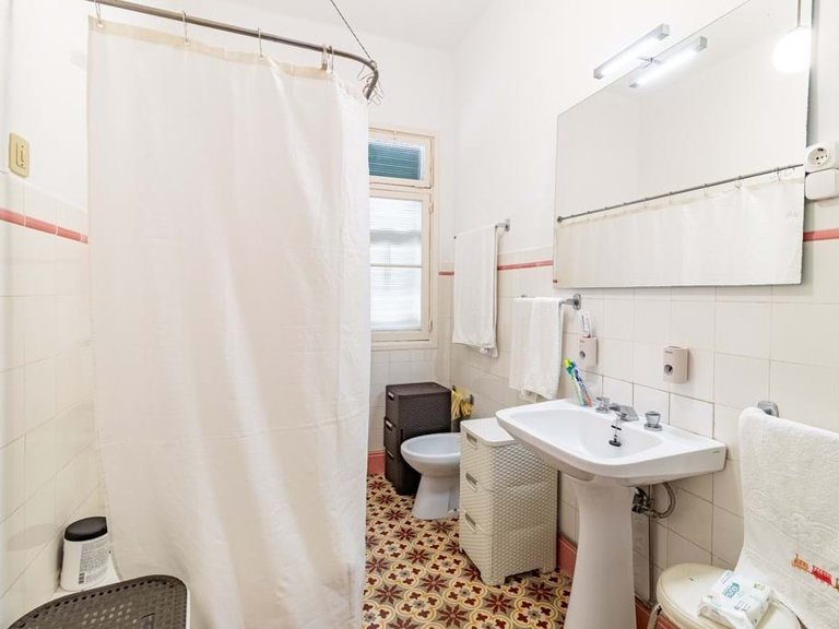 Villa for Sale in Funchal, Ilha Da Madeira, Portugal 15