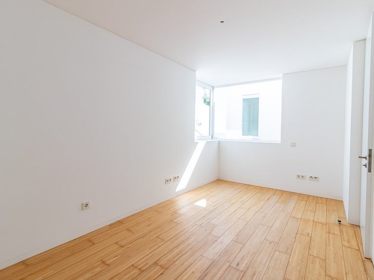 Villa for Sale in Funchal, Ilha Da Madeira, Portugal 18