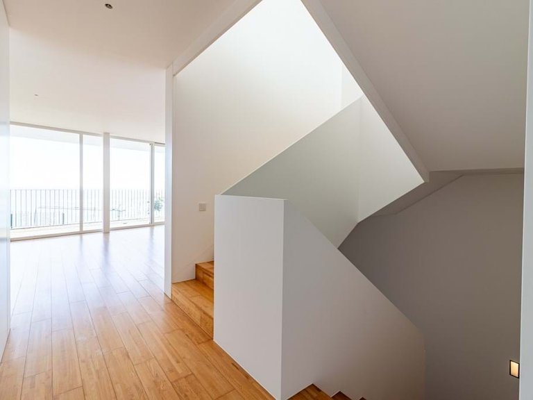 Villa for Sale in Funchal, Ilha Da Madeira, Portugal 8