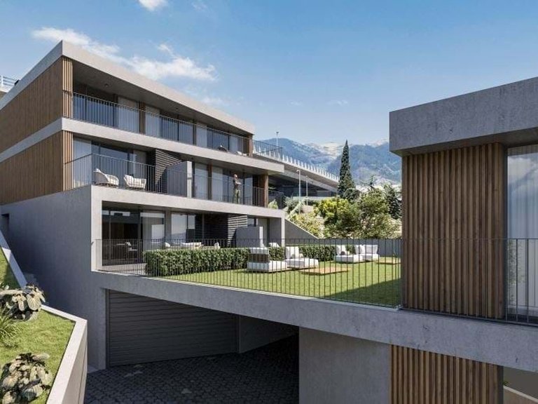 Apartment for Sale in Funchal, Ilha Da Madeira, Portugal 4