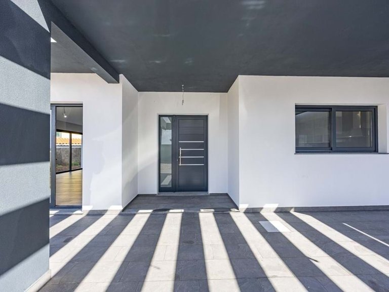 Villa for Sale in Funchal, Ilha Da Madeira, Portugal 24