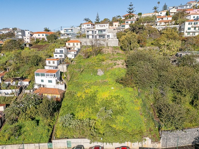 Plot for Sale in Funchal, Ilha Da Madeira, Portugal 3