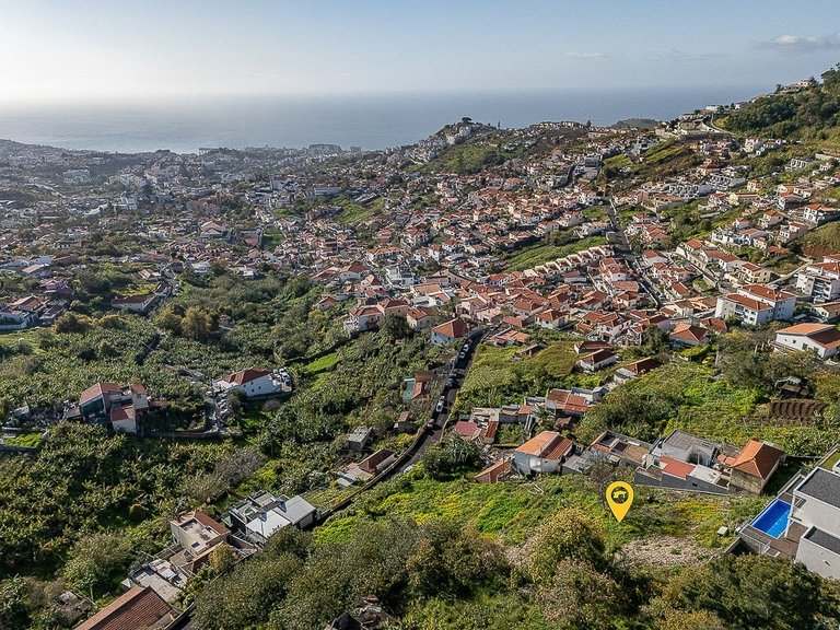 Plot for Sale in Funchal, Ilha Da Madeira, Portugal 10