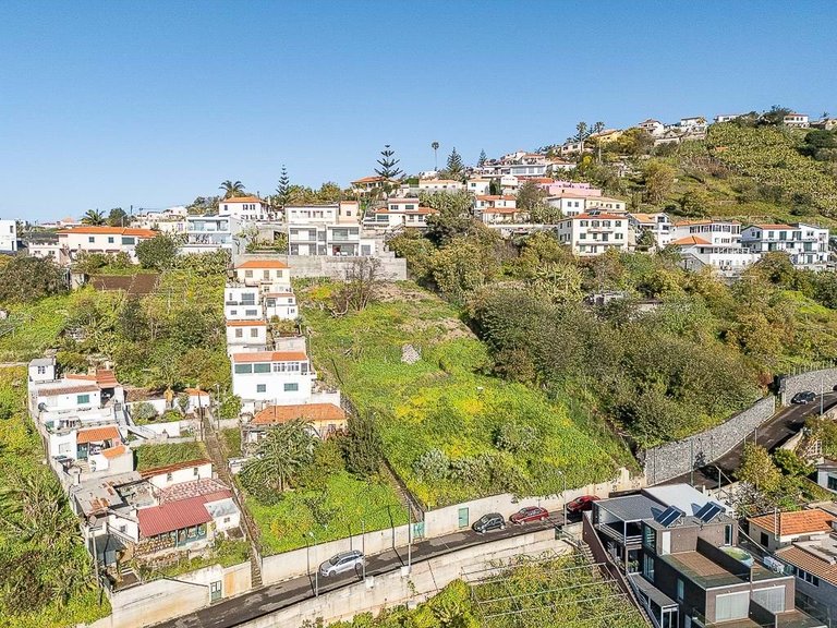 Plot for Sale in Funchal, Ilha Da Madeira, Portugal 4