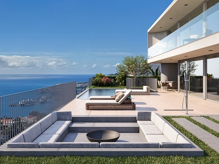 Villa for Sale in Funchal, Ilha Da Madeira, Portugal 6