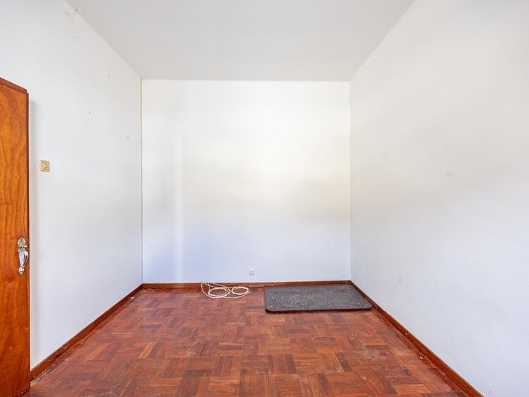 Villa for Sale in Funchal, Ilha Da Madeira, Portugal 3