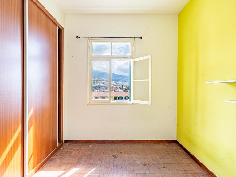 Villa for Sale in Funchal, Ilha Da Madeira, Portugal 7
