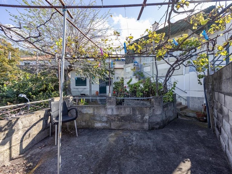 Villa for Sale in Funchal, Ilha Da Madeira, Portugal 10