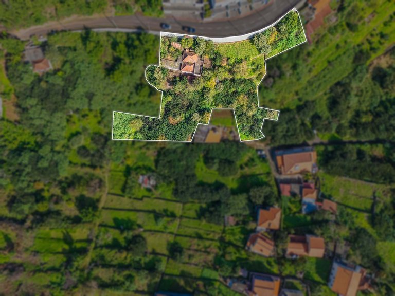 Plot for Sale in Machico, Ilha Da Madeira, Portugal 1