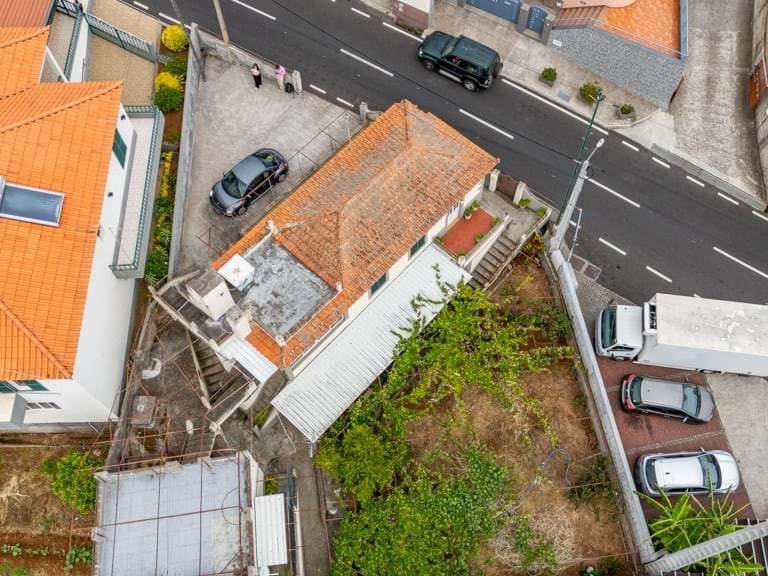 Villa for Sale in Calheta, Ilha Da Madeira, Portugal 15