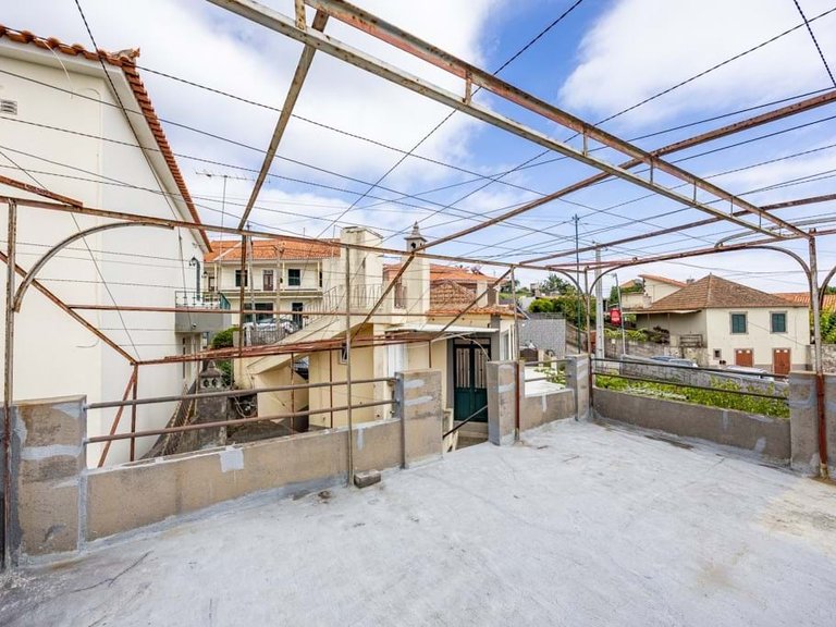 Villa for Sale in Calheta, Ilha Da Madeira, Portugal 6