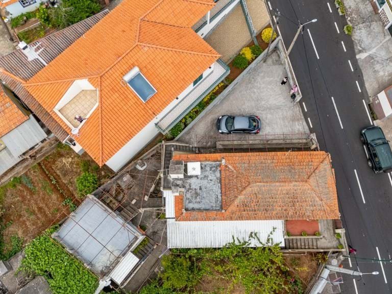 Villa for Sale in Calheta, Ilha Da Madeira, Portugal 16