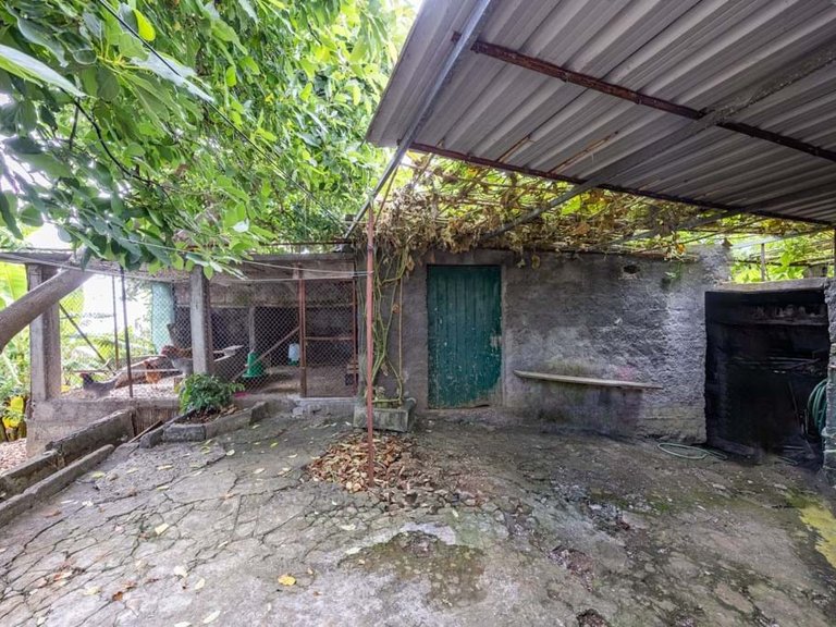 Villa for Sale in Calheta, Ilha Da Madeira, Portugal 3