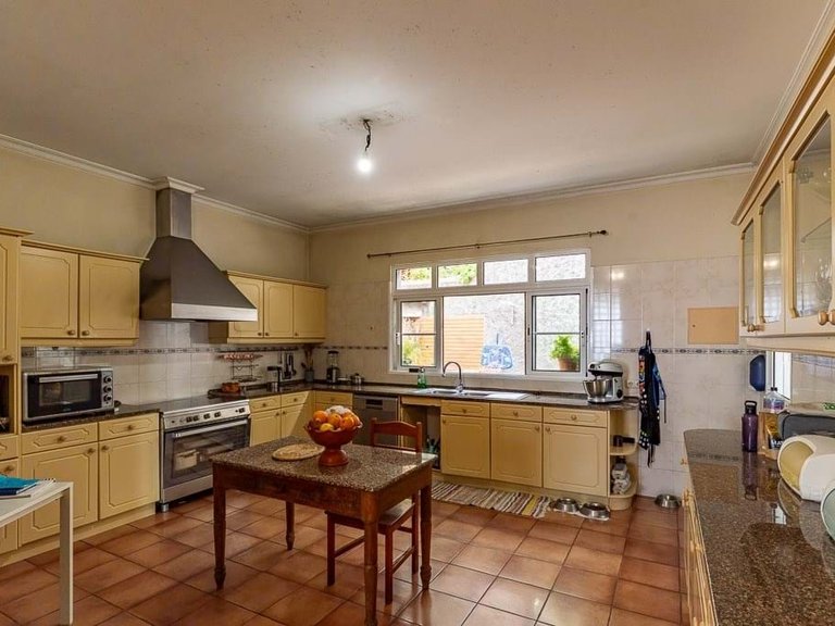 Villa for Sale in Funchal, Ilha Da Madeira, Portugal 20