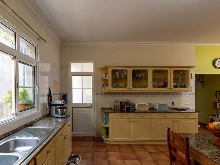 Villa for Sale in Funchal, Ilha Da Madeira, Portugal 19