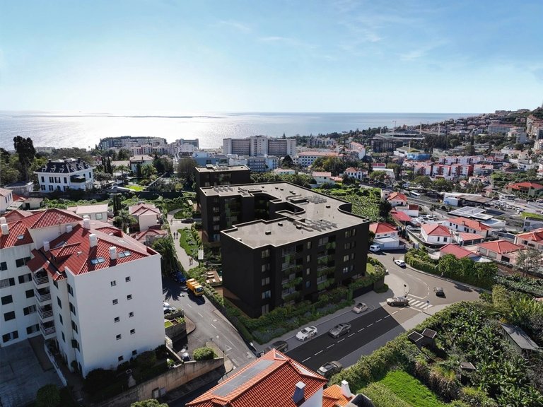 Apartment for Sale in Funchal, Ilha Da Madeira, Portugal 1