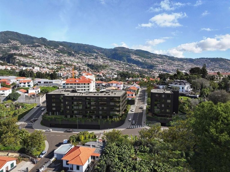 Apartment for Sale in Funchal, Ilha Da Madeira, Portugal 1
