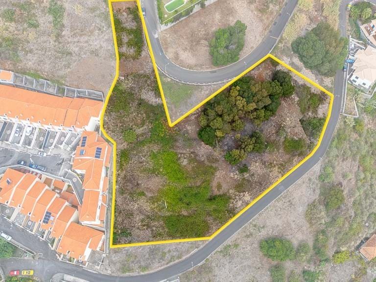 Plot for Sale in Santa Cruz, Ilha Da Madeira, Portugal 3
