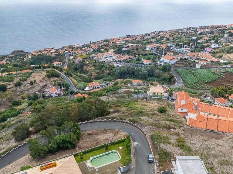 Plot for Sale in Santa Cruz, Ilha Da Madeira, Portugal 7