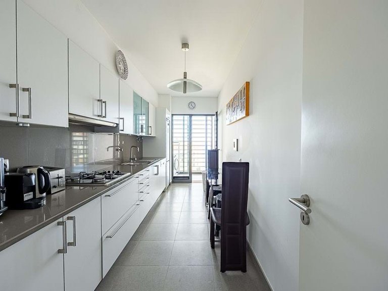 Apartment for Sale in Funchal, Ilha Da Madeira, Portugal 26