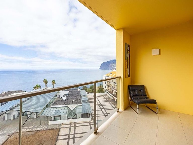 Apartment for Sale in Funchal, Ilha Da Madeira, Portugal 9