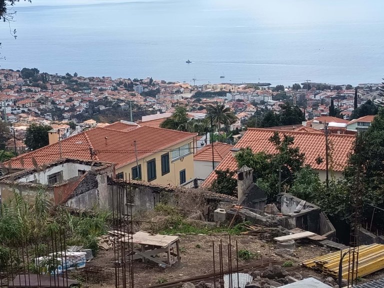 Villa for Sale in Funchal, Ilha Da Madeira, Portugal 4