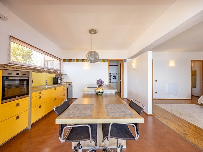 Villa for Sale in Santa Cruz, Ilha Da Madeira, Portugal 54
