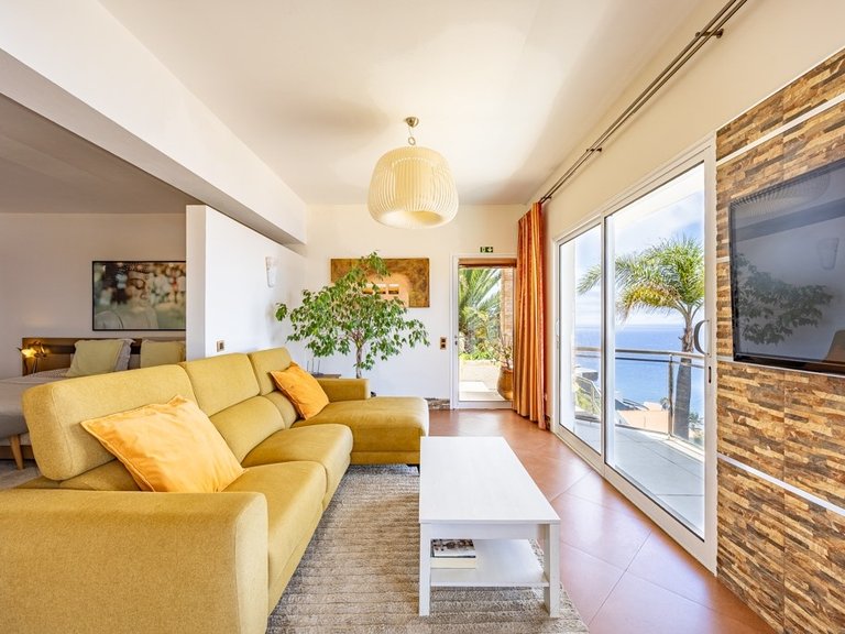 Villa for Sale in Santa Cruz, Ilha Da Madeira, Portugal 59