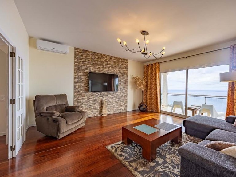 Villa for Sale in Santa Cruz, Ilha Da Madeira, Portugal 32